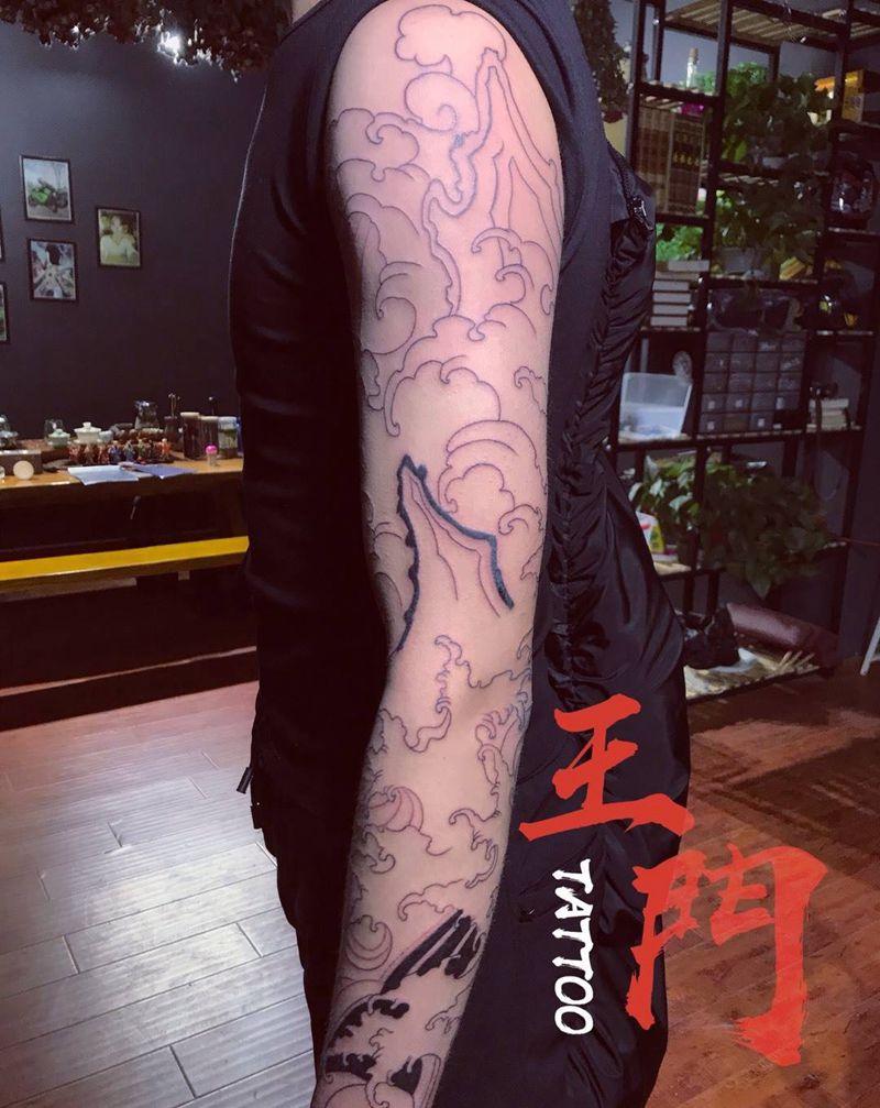 浪花花臂纹身图片