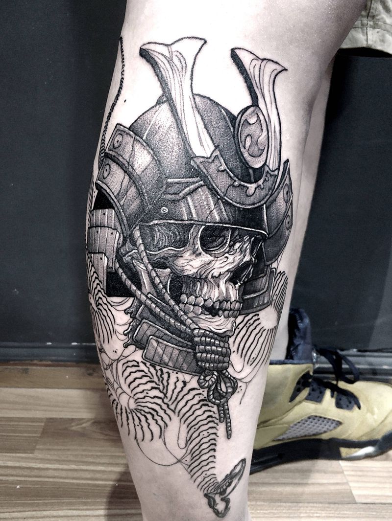 骷髅武士纹身图片_腿部欧美写实纹身图案