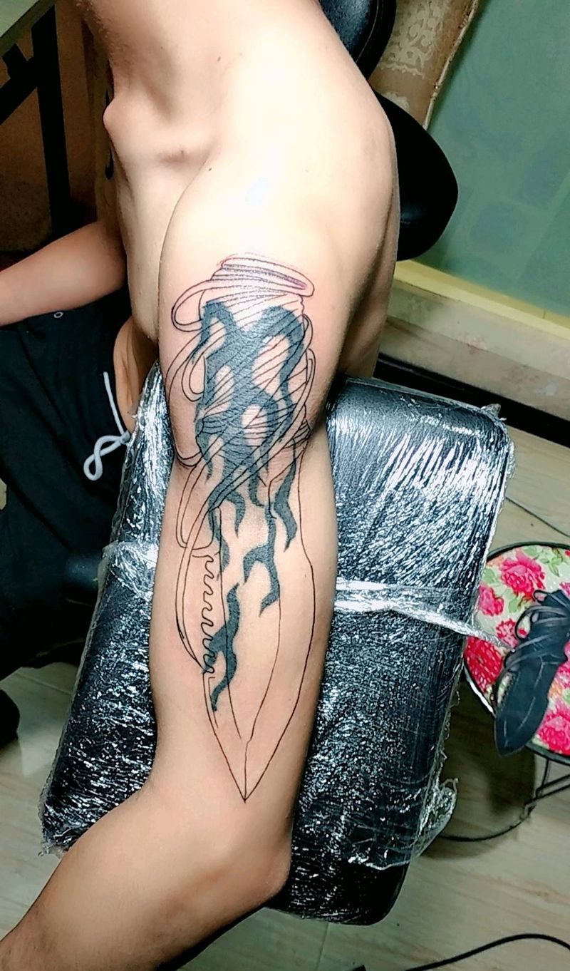 匕首 遮盖 老式 图腾纹身图片_手臂原创成品纹身图案
