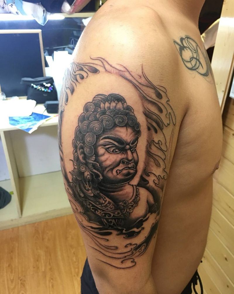不动明王纹身图片