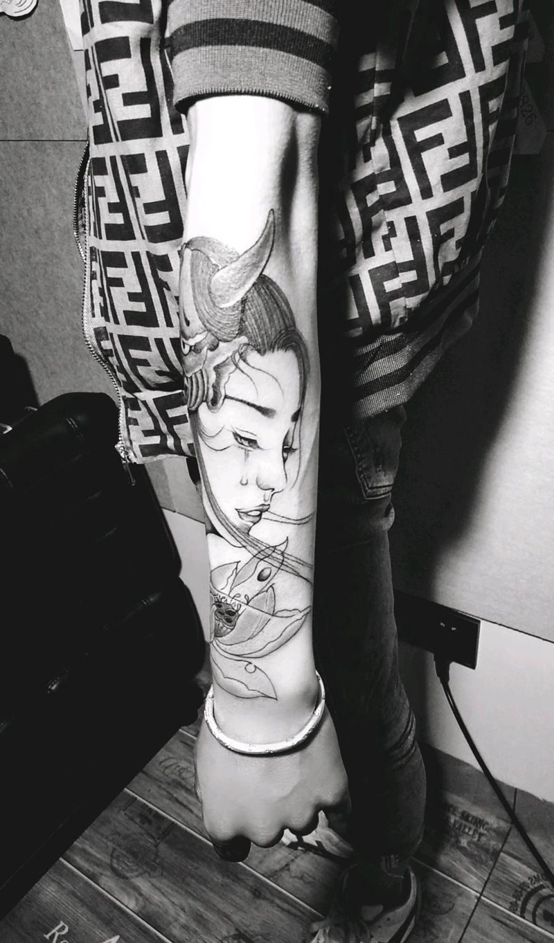 艺妓  遮盖纹身图片_手臂纹身图案