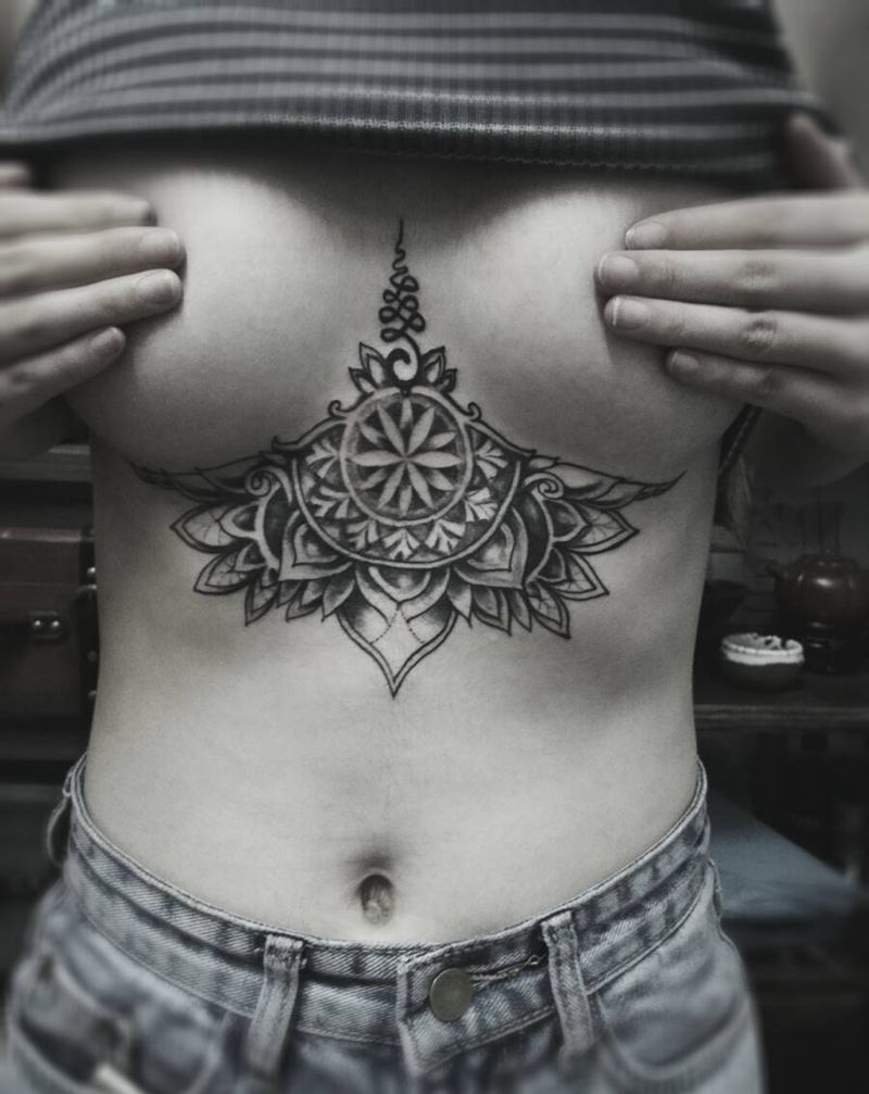 胸花纹身图片_胸部欧美原创成品纹身图案