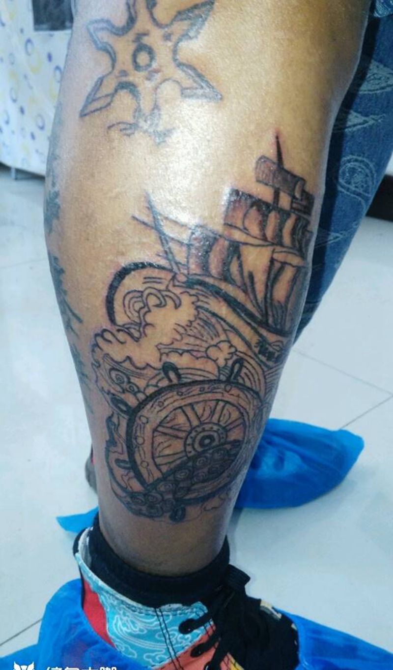 船纹身图片_腿部New School纹身图案