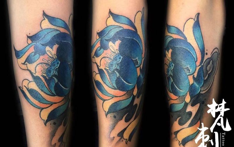 莲花遮盖纹身图片