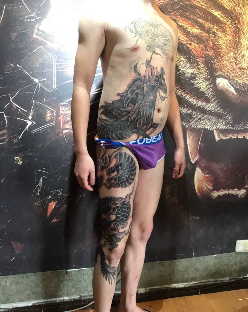 青龙盘腿✅纹身图片