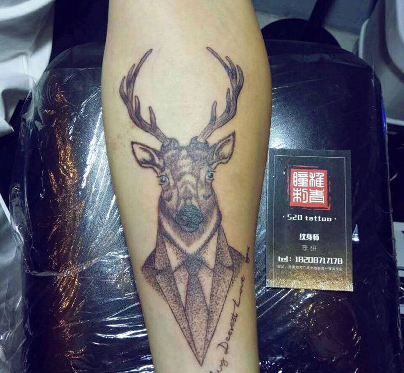 秀恩爱之高富帅纹身图片_手臂清新动物点刺成品纹身图案