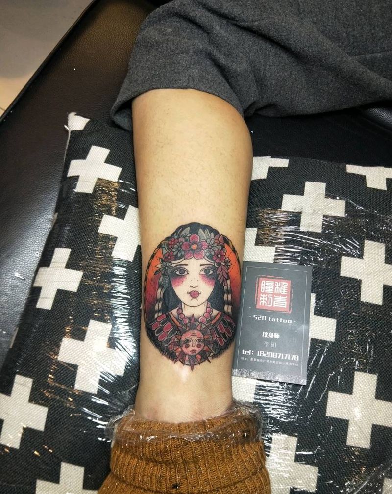 old school 女郎纹身图片_手臂欧美人物成品纹身图案