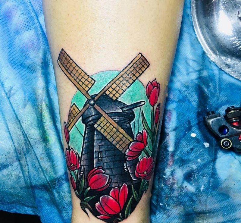 一个覆盖纹身图片