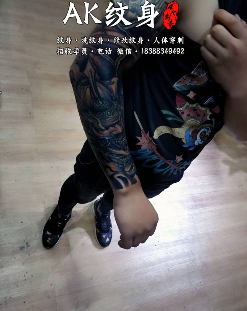 黑武士遮盖，大臂非本店作品。纹身图片_手臂传统人物鬼神成品纹身图案