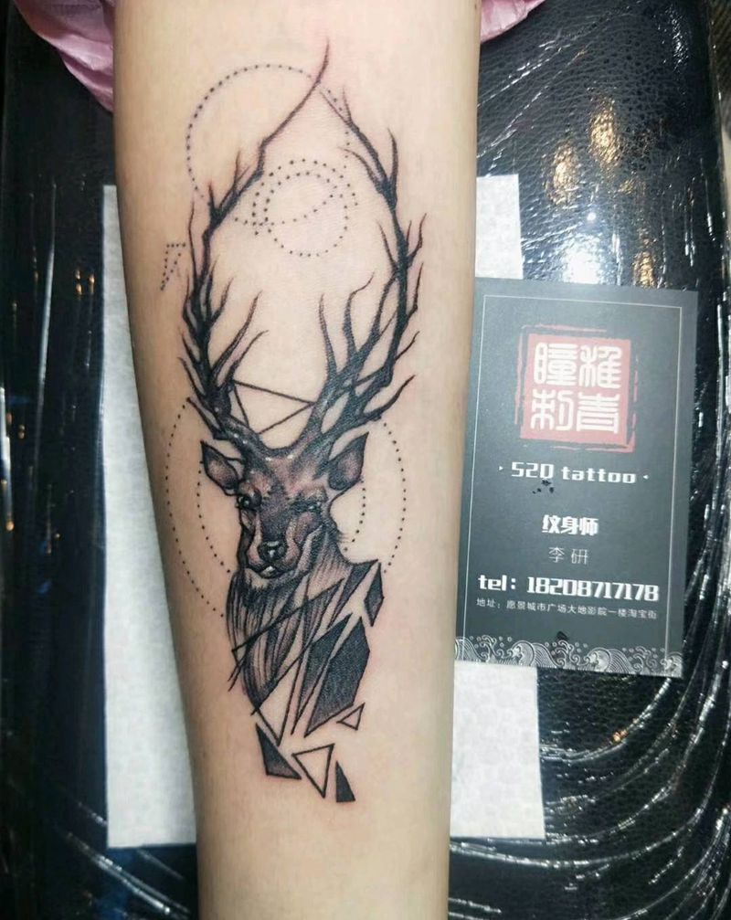 鹿纹身图片