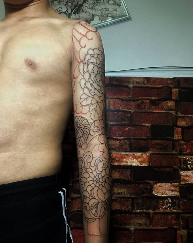 老传统菊花花臂纹身图片