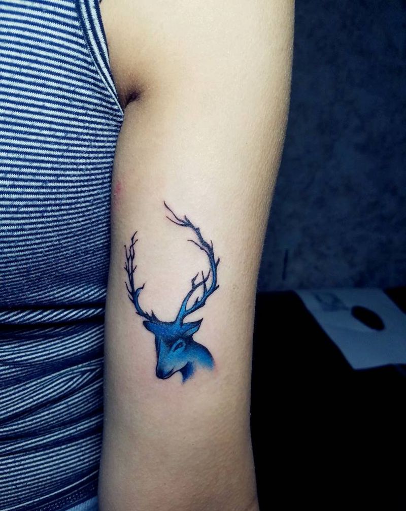 彩色小鹿纹身图片