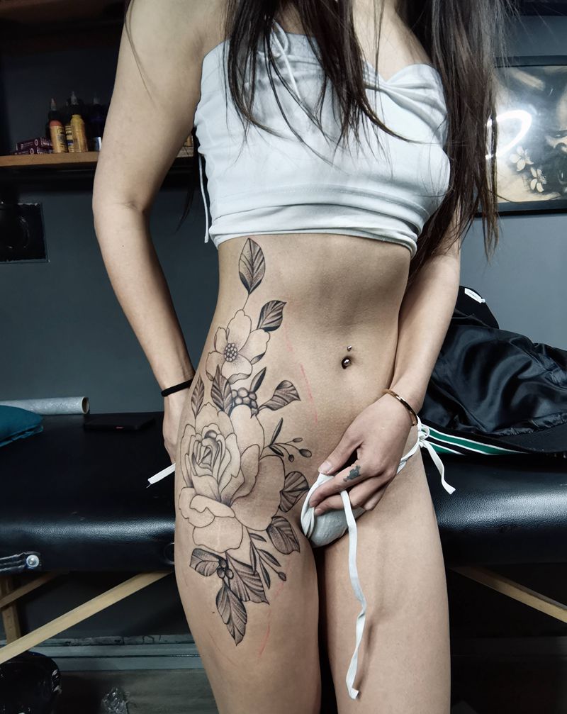 素花纹身图片_腿部纹身图案