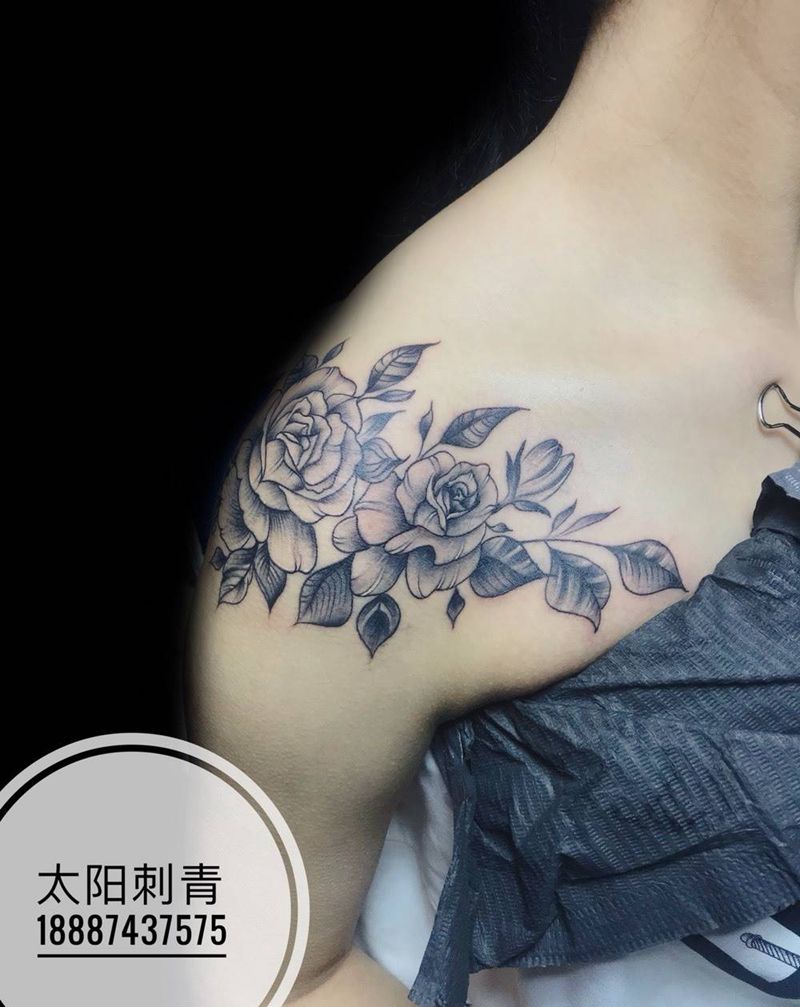 肩花纹身图片