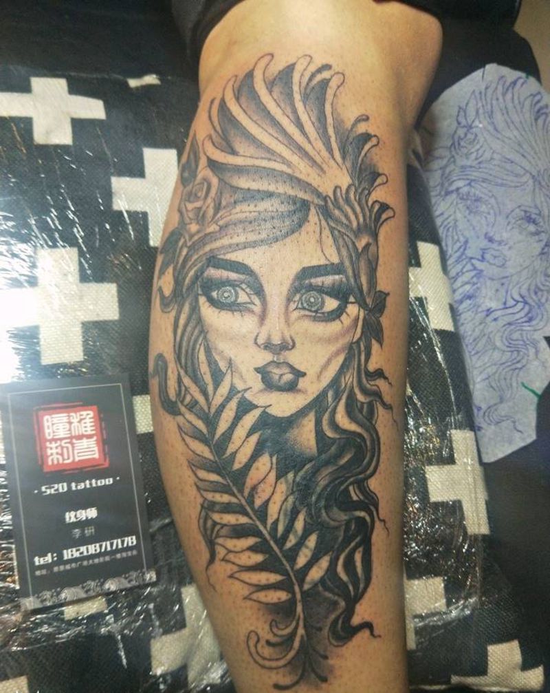 大妞纹身图片_腿部脚部欧美肖像人物成品纹身图案