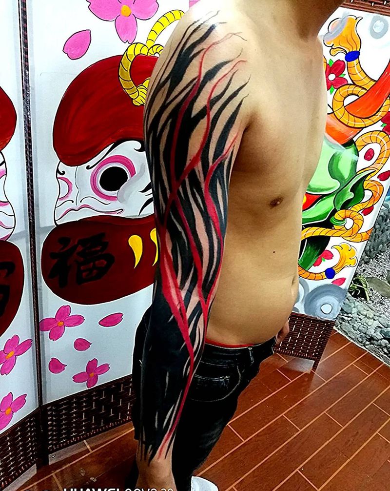 遮盖纹身图片_手臂花体字纹身图案