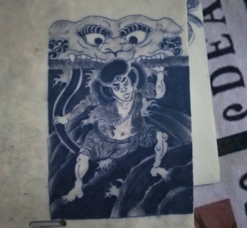 练习皮，伟哥破水门纹身图片_腹部纹身图案