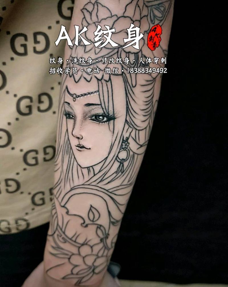 小臂艺妓线条完成纹身图片_手臂新传统纹身图案
