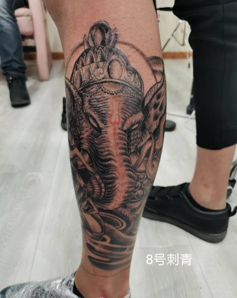 象神纹身图片_腿部纹身图案