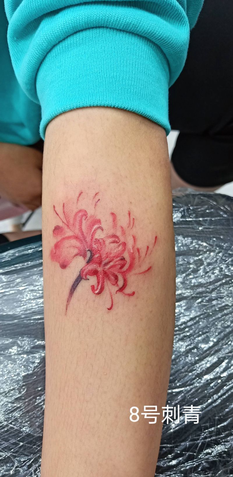 彼岸花纹身图片_手臂纹身图案