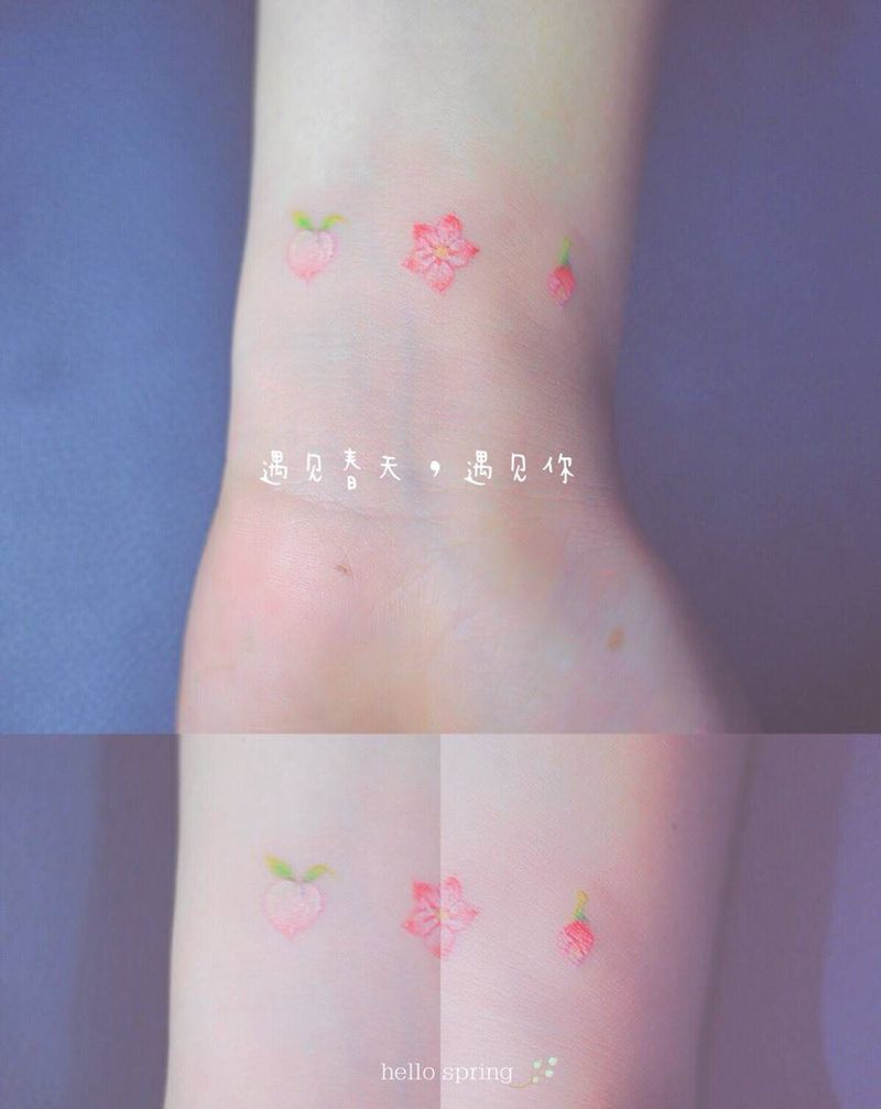小桃子纹身图片