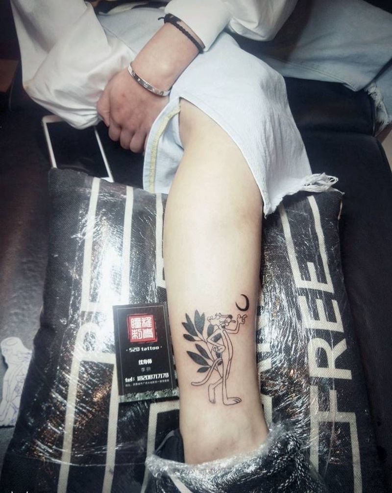 粉红豹纹身图片_腿部脚部清新动漫成品插画纹身图案