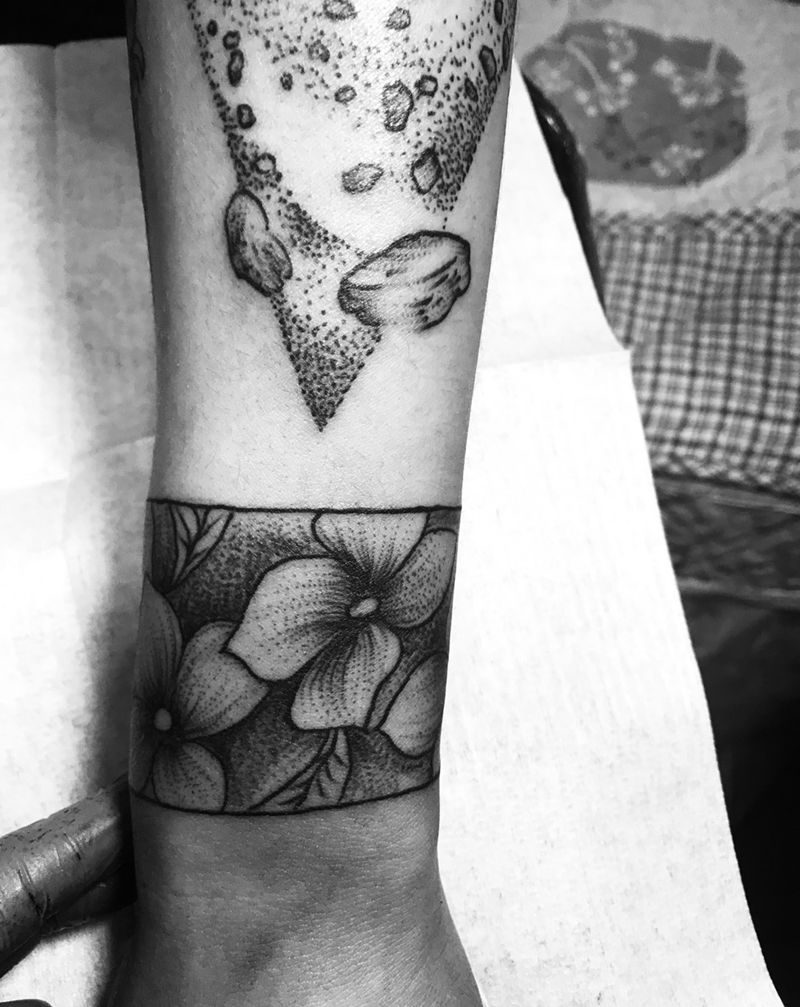 臂环，点刺纹身图片