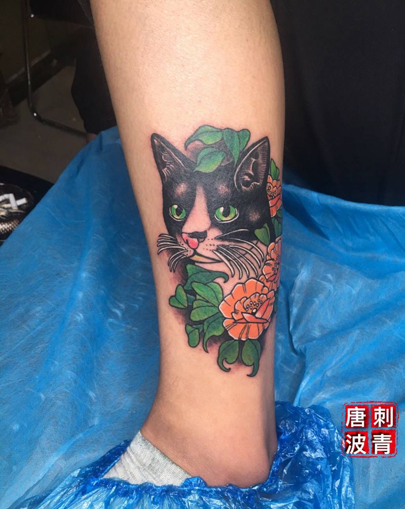 猫咪纹身图片_腿部New School纹身图案