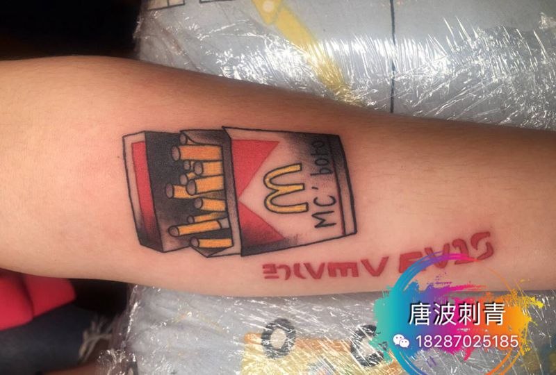 香烟纹身图片_手臂水彩纹身图案