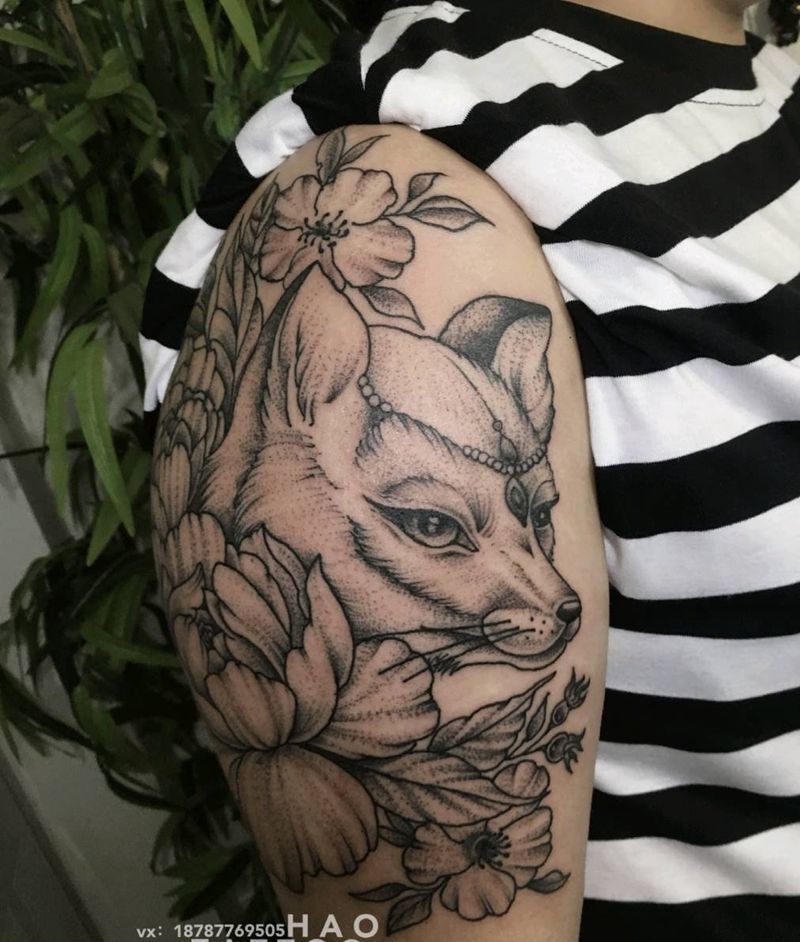 狐狸•素花纹身图片_手臂素花纹身图案