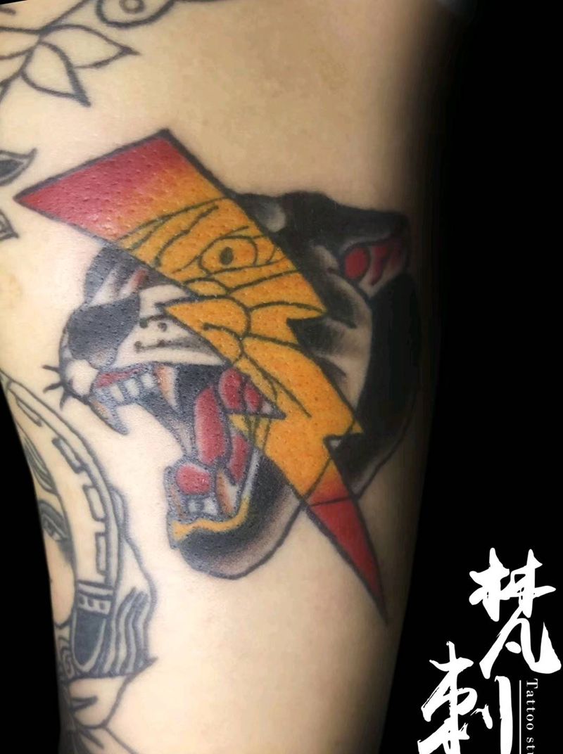 …纹身图片_手臂Old School花臂纹身图案