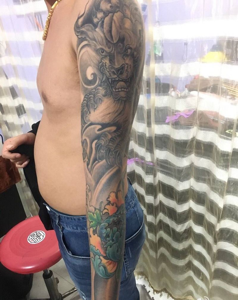 传统花臂，恢复后纹身图片