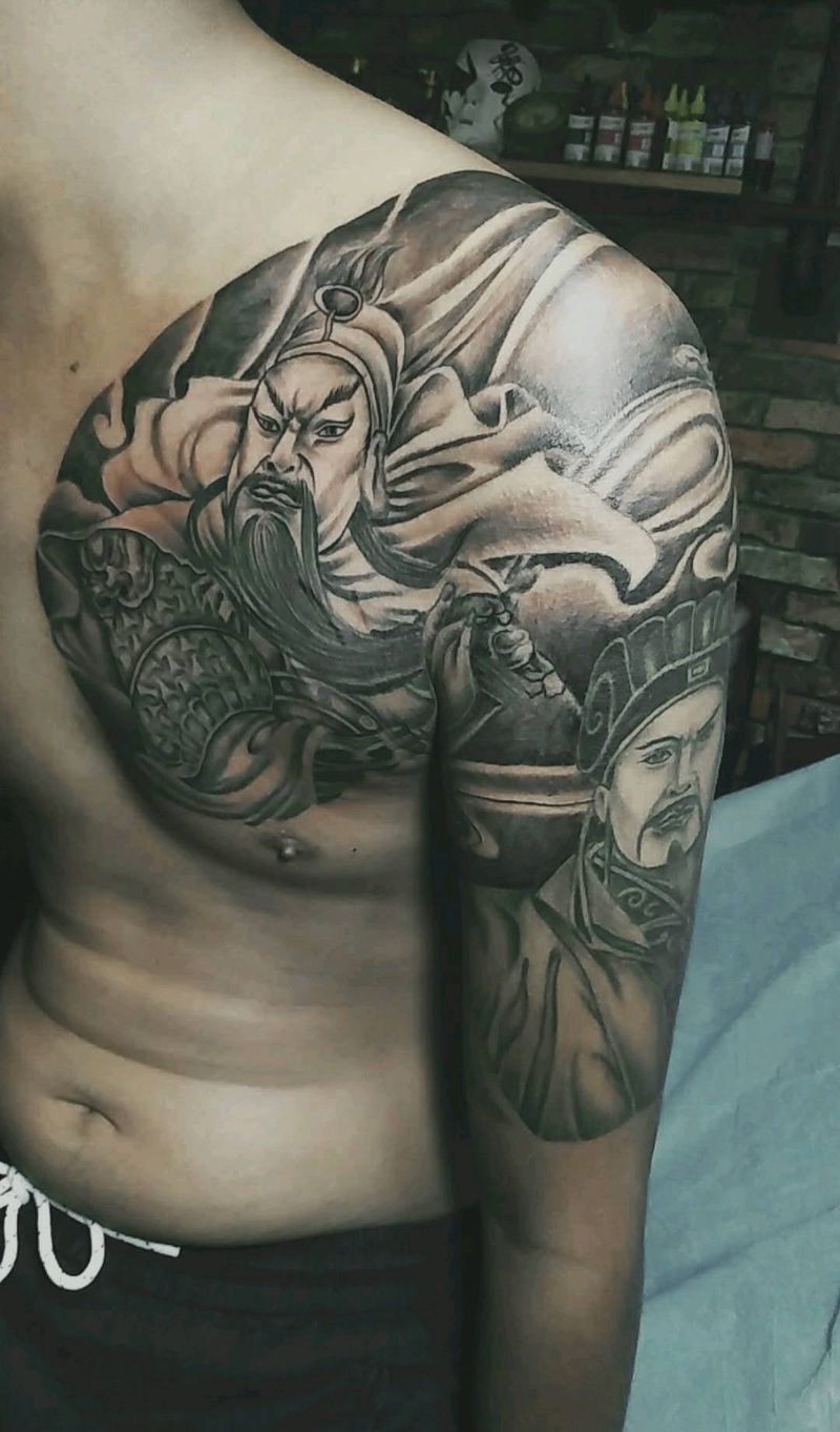 半甲，未完成，部分差扩线，提白纹身图片