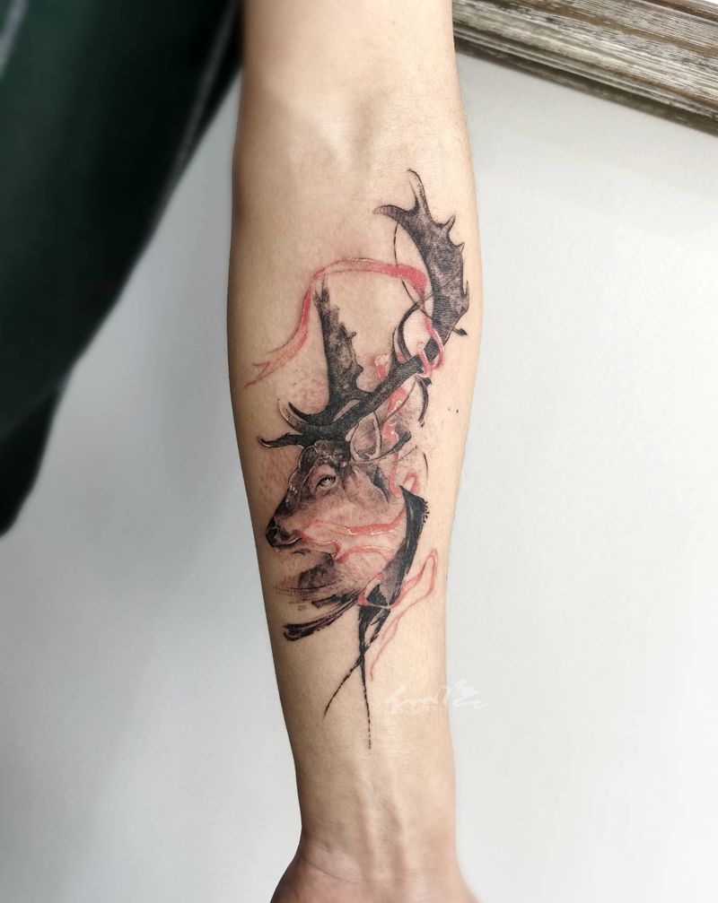 鹿纹身图片_手臂水彩水墨纹身图案