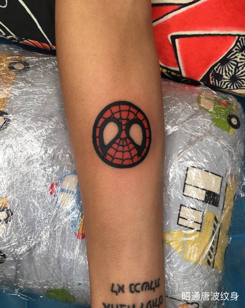 蜘蛛侠网纹身图片