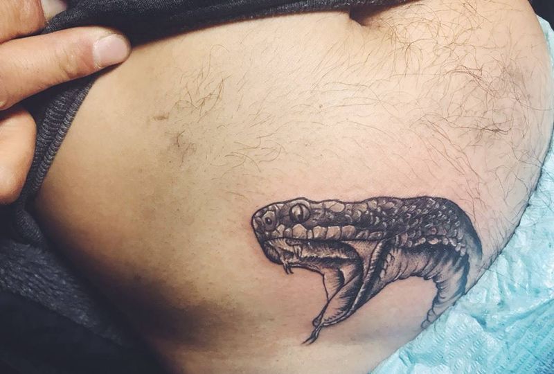 伤疤遮盖纹身图片