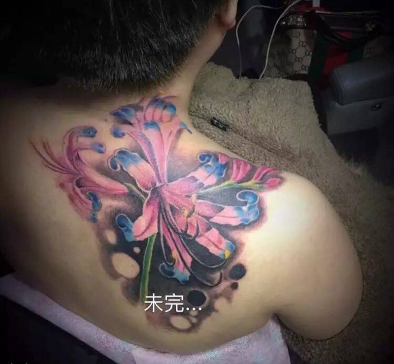 彼岸花纹身图片