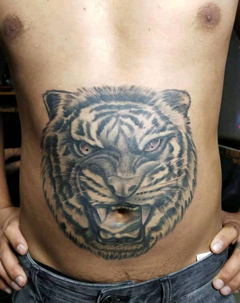 虎头修改纹身图片_腹部纹身图案