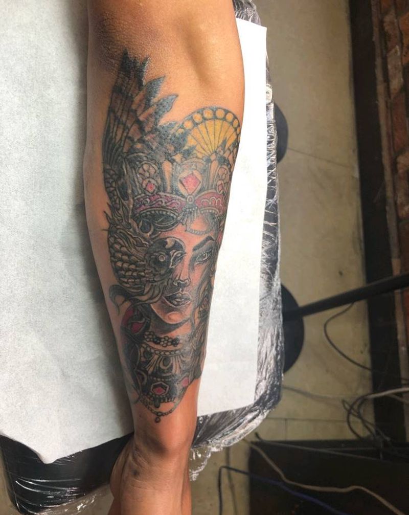 布谷鸟人纹身图片_手臂纹身图案