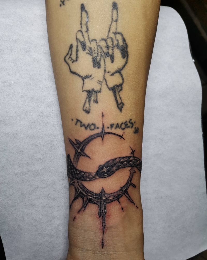 蛇纹身图片_手臂纹身图案