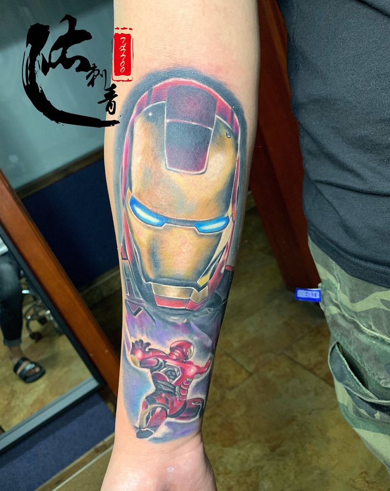 钢铁侠纹身图片_手臂欧美写实纹身图案