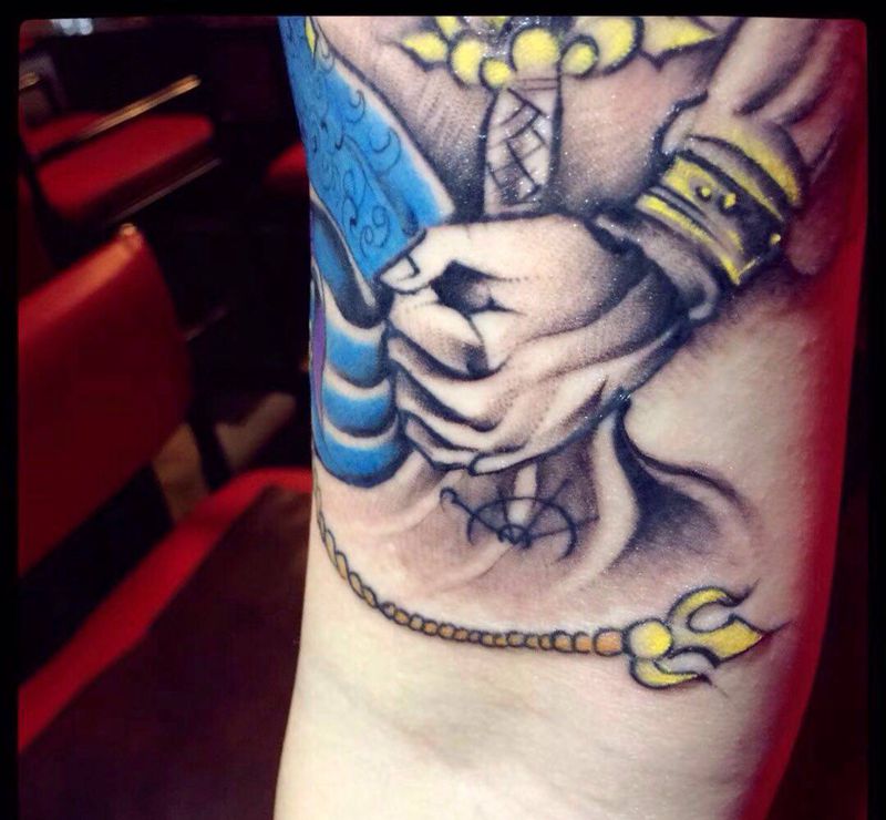 早期传统作品（不动冥王纹身图片_手臂新传统纹身图案