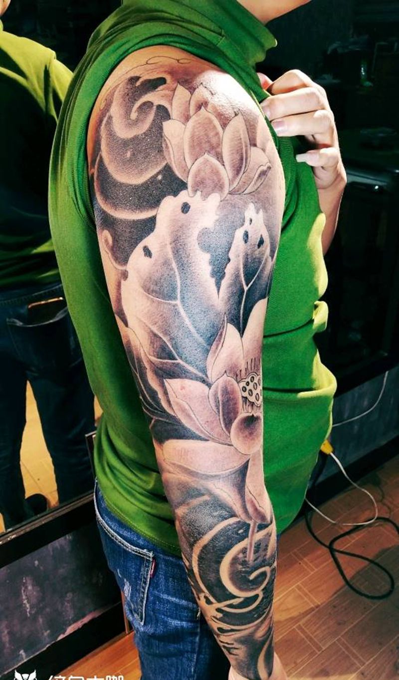 本命佛文殊菩萨纹身图片_手臂新传统纹身图案