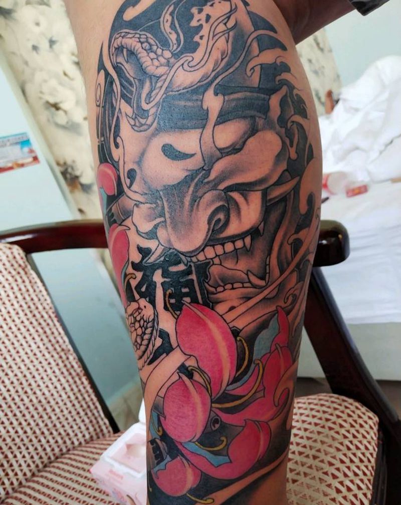 班若响尾蛇纹身图片_腿部新传统纹身图案