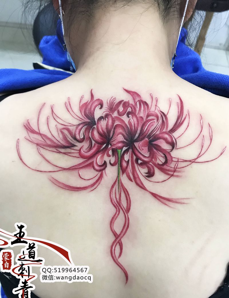 彼岸花纹身图片_背部肩部水彩水墨彼岸花曼珠沙华满背纹身图案