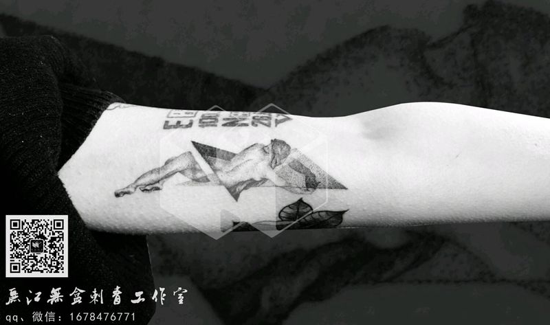 石膏纹身图片_手臂手部欧美写实人物宗教成品纹身图案