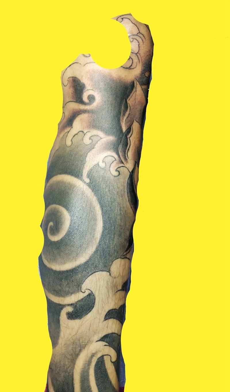 浪 雾纹身图片_腿部纹身图案