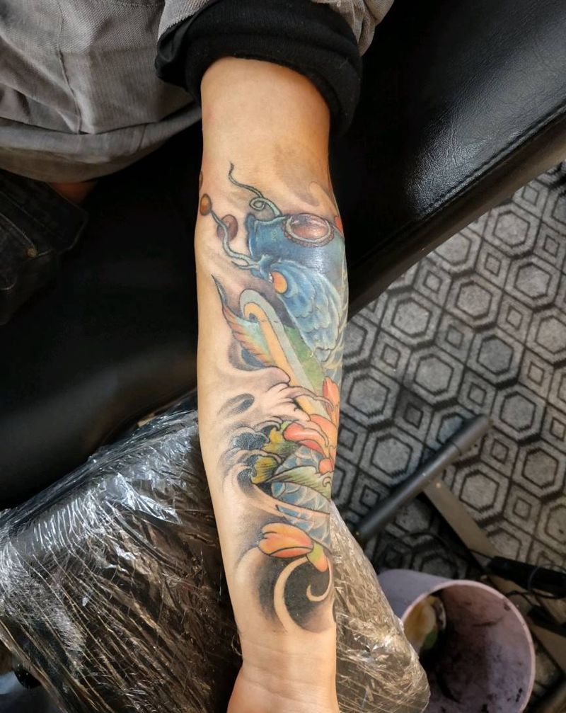 富贵鱼纹身图片_手部新传统纹身图案