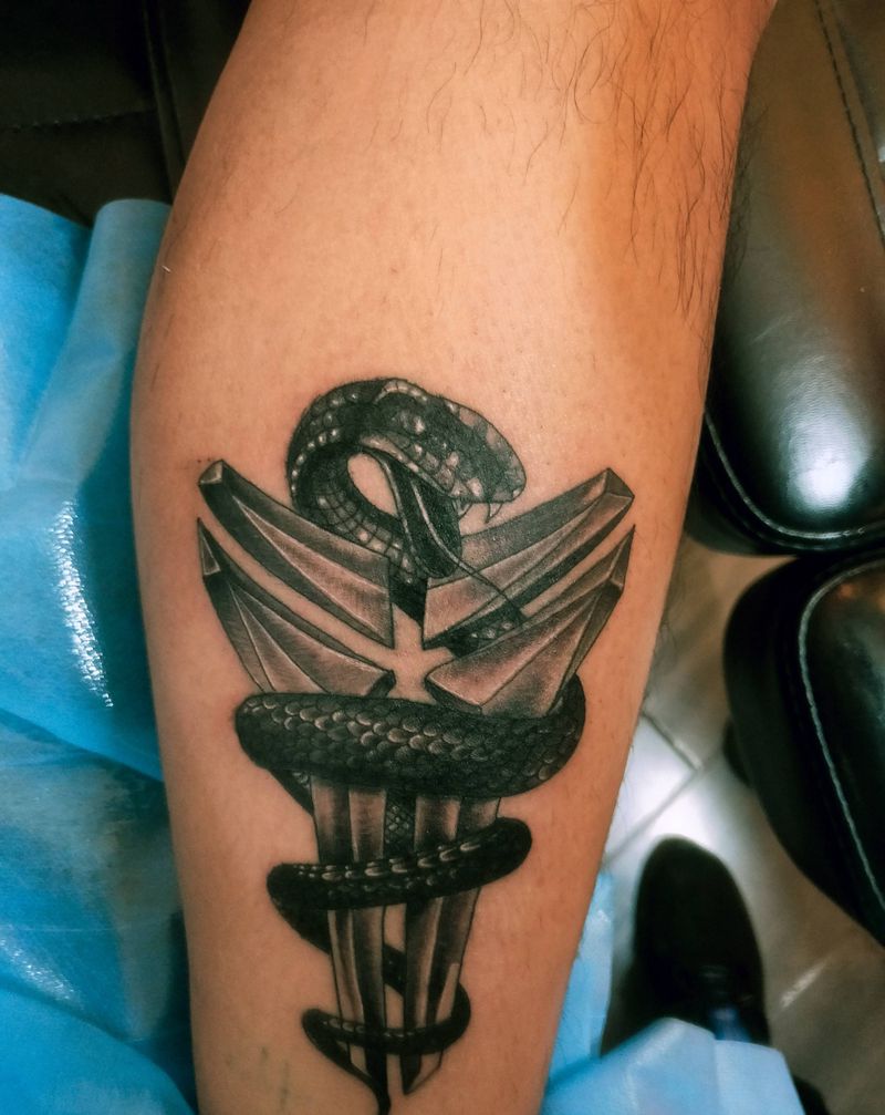 嗯纹身图片_Old School纹身图案