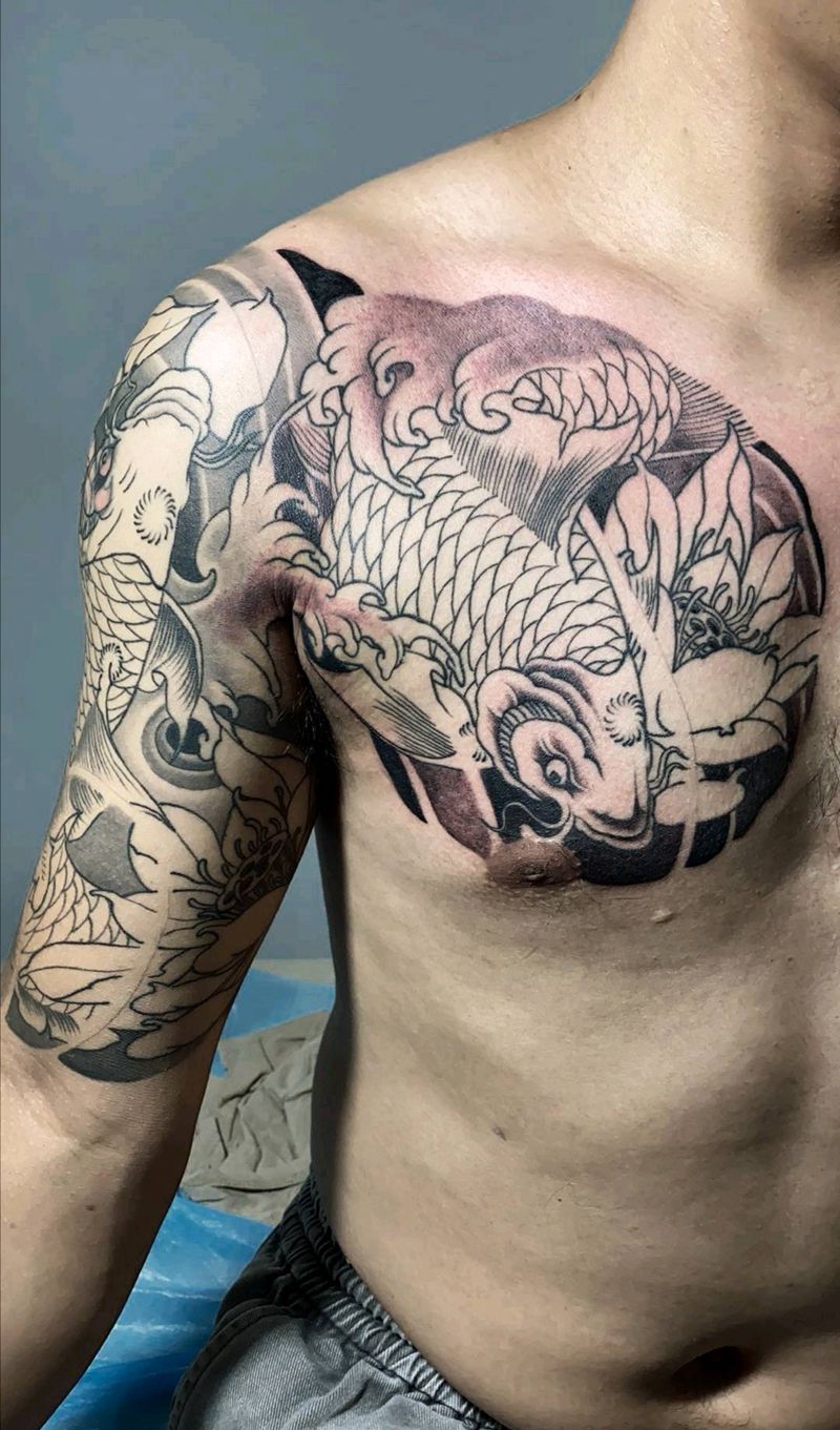 半甲纹身图片_手臂胸部新传统纹身图案